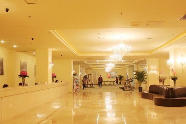 成都茶香四溢，北方游客养生休闲好去处(成都休闲喝茶)